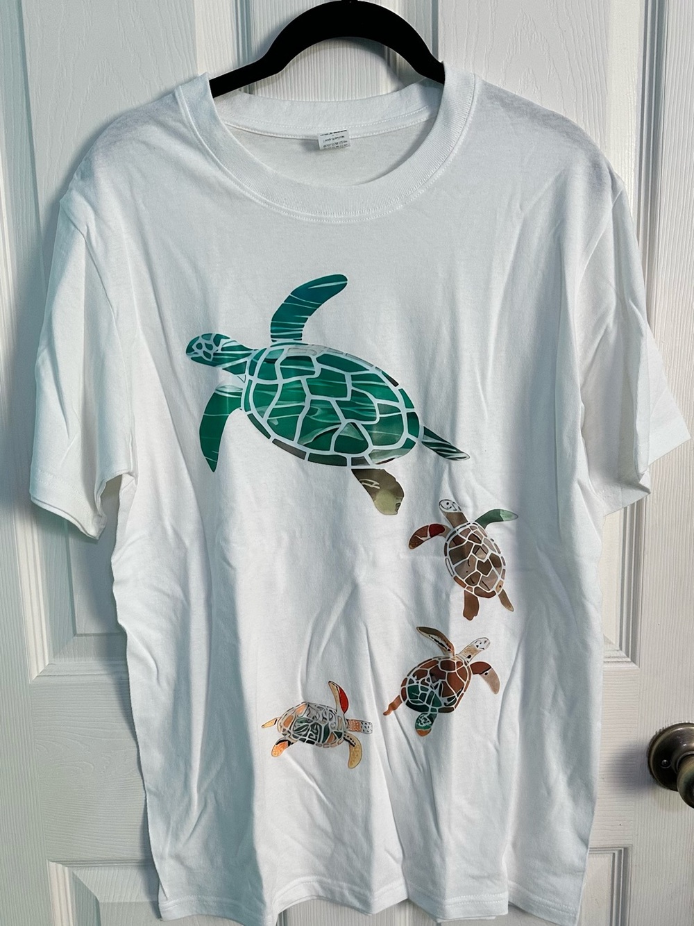 Women’s White Short-Sleeve Tee with Sea Turtle Graphic